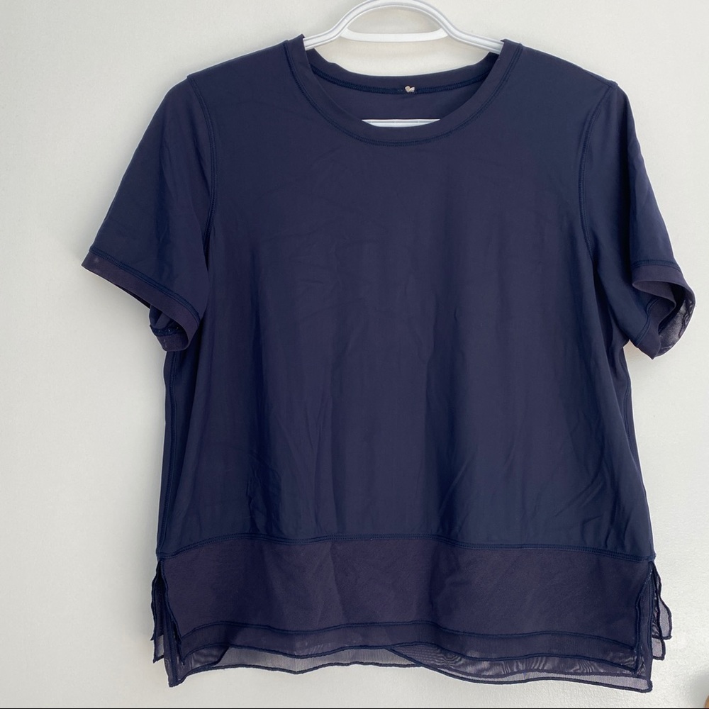 Lululemeon T-shirt